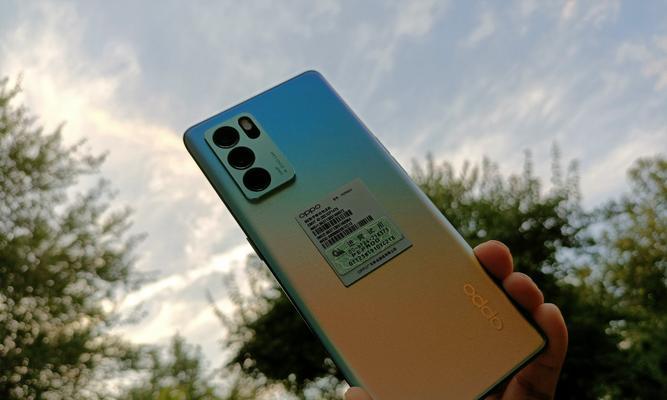 OPPOReno6Pro手机体验报告（探索OPPOReno6Pro的出色性能与创新功能）